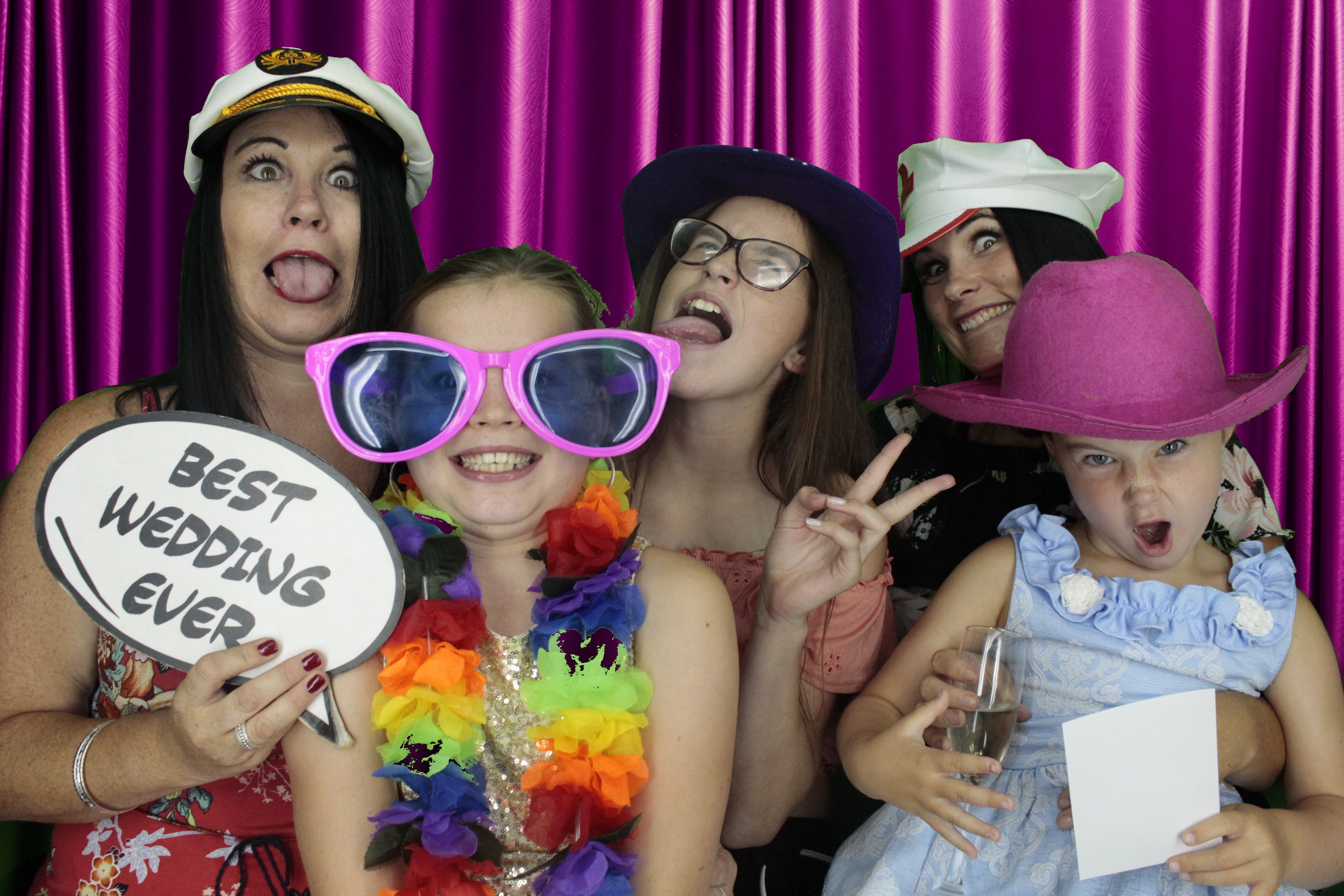 Leanne & Mike's Wedding | View more photos from the event at gallery.myphotoboothexperience.co.uk/u/MyPhotoBoothExperienceLtd/Leanne-Mikes-Wedding